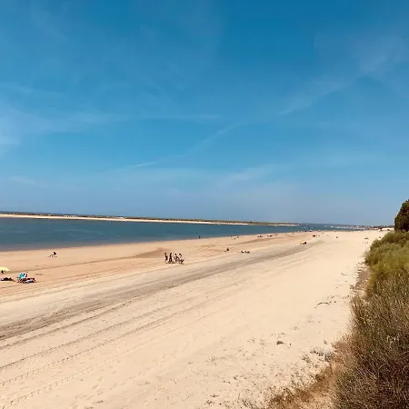 A Pie De Playa El Portil